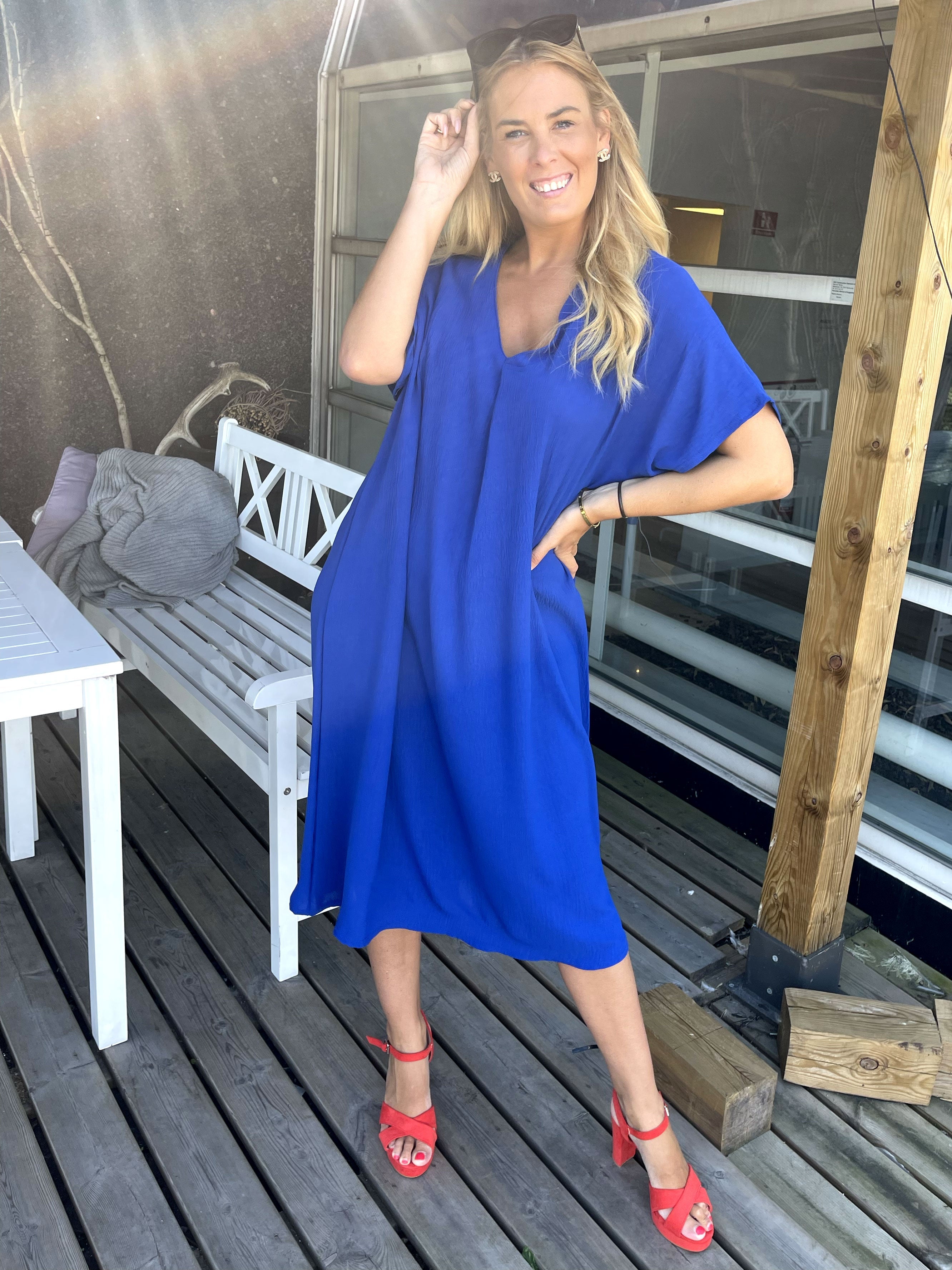 Magga - Lång enkel t-shirt klänning - Rose